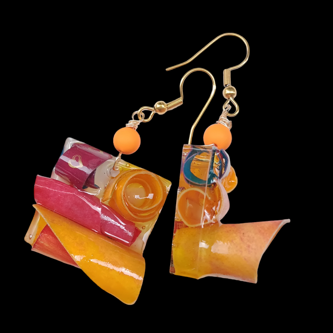 Georgina Krausz, PAPER ART JEWELLERY in epoxy resin / each item is crafted by myself. painted paper, folded / signed on back / light in weight allergy-free hooks in titanium